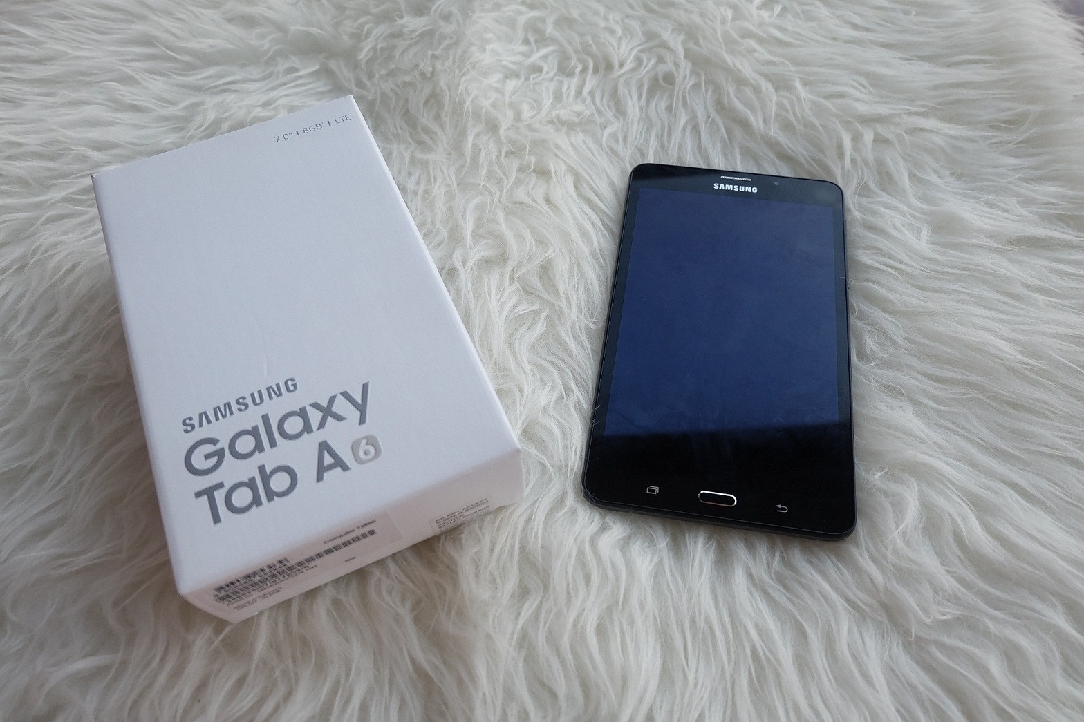 Samsung Galaxy A6 Desain Menarik Dengan Fitur Gimmick